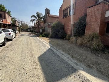 VENTA DE DUPLEX EN ARGUELLO