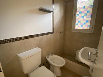 Casa en venta con renta - Barrio Brickland, Canning