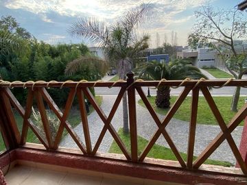 Casa en venta con renta - Barrio Brickland, Canning