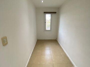 Casa en venta con renta - Barrio Brickland, Canning