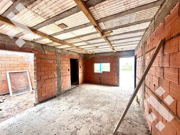 PH en  Venta Casas 1 Dormitorio Con patio interno, Altos de Alberdi II - Plottier