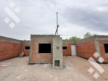 PH en  Venta Casas 1 Dormitorio Con patio interno, Altos de Alberdi II - Plottier