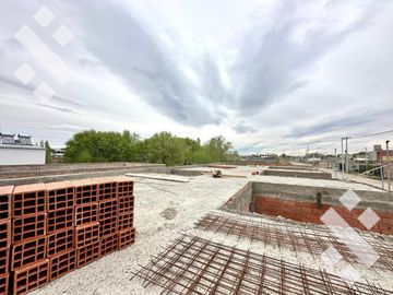 PH en  Venta Casas 1 Dormitorio Con patio interno, Altos de Alberdi II - Plottier