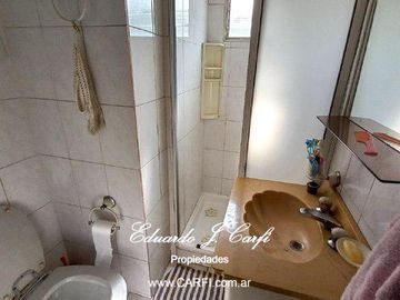 Casa 5 ambientes Castelar Norte