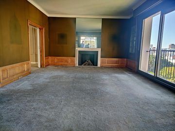 VENTA Piso PENTHOUSE 457m2 a Plaza con Terraza y 2Coch, VIG 24hs estilo CASA
