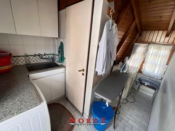 VENTA • CASA • 5 AMBIENTES • BARRIO NAON • MATADEROS