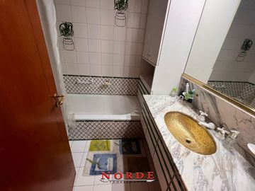 VENTA • CASA • 5 AMBIENTES • BARRIO NAON • MATADEROS