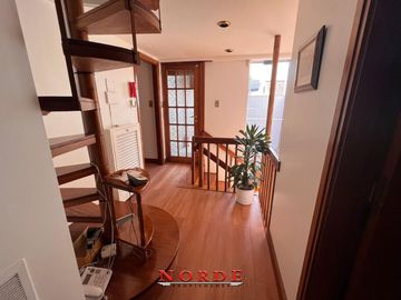 VENTA • CASA • 5 AMBIENTES • BARRIO NAON • MATADEROS