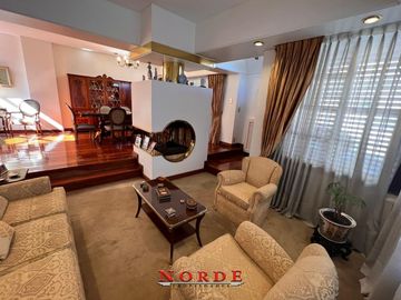 VENTA • CASA • 5 AMBIENTES • BARRIO NAON • MATADEROS