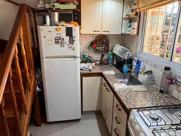 Duplex con cochera en venta morón sur