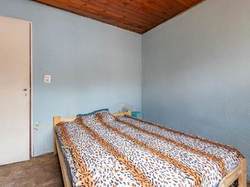 VENTA CASA DOS DORMITORIOS  BARRIO LA FLORIDA