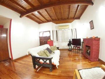 Casa - Castelar Norte
