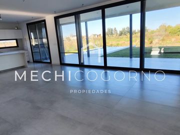 Casa 3 dormitorios venta en Canal, Villa Nueva