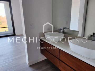 Casa 3 dormitorios venta en Canal, Villa Nueva