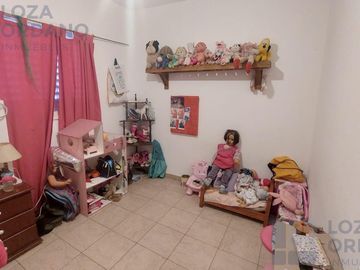 CASA MAS DEPARTAMENTO BARRIO DEAN FUNES