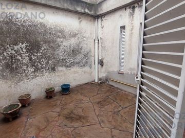 CASA MAS DEPARTAMENTO BARRIO DEAN FUNES