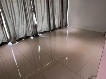 Venta de Casa con pileta en Jardines de Rey, Neuquén