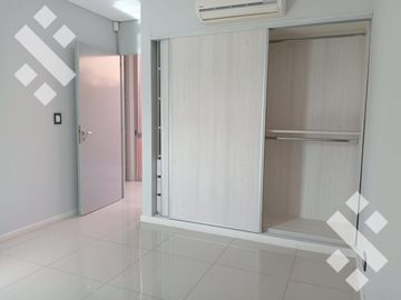 Venta de Casa con pileta en Jardines de Rey, Neuquén