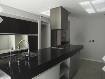 Venta de Casa con pileta en Jardines de Rey, Neuquén
