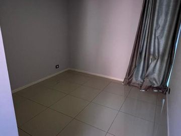 Venta de Casa con pileta en Jardines de Rey, Neuquén