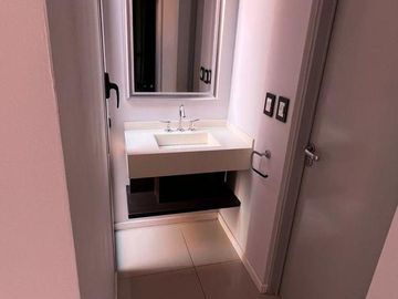 Venta de Casa con pileta en Jardines de Rey, Neuquén