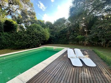 Casa en venta El Bosque villa warcalde