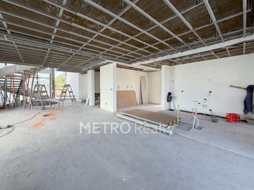 Casa en venta con 4 suites, amarra y salida al río en El Yacht, Nordelta