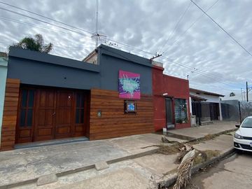 Casa - Lobos