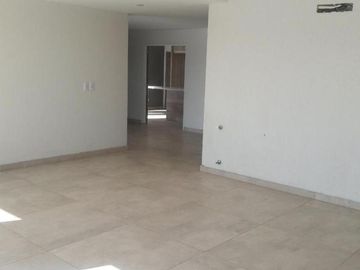Hermosa Casa en Cantón B° Islas al Lago