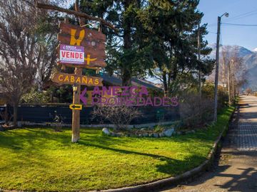 COMPLEJO TURÍSTICO EN VENTA - SOBRE RUTA NACIONAL 40 - EL HOYO