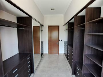 Venta de casa o Alquiler en Barrio Privado El Rebenque.