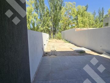 Venta Dúplex 2 dormi - Rincón del Valle - Centenario