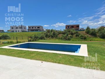 Casa en venta - El Cantón.