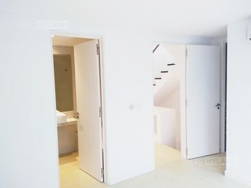 Casa en Venta 4 ambientes - Punta Chica