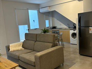 Venta departamento 2 ambientes en duplex con patio - Barrio Norte
