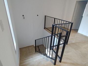 Venta - Casa en Barrio Las Rosas, Cañuelas