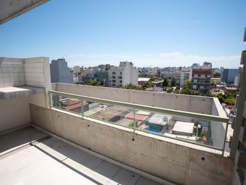 Departamento 2 ambientes balcón terraza! Full amenities! POSESIÓN INMEDIATA!