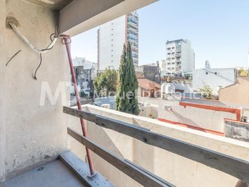 Venta departamento de 3 ambientes en Boedo