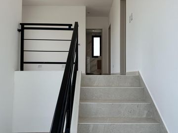 Casa-Estrenar-venta-4 amb-dependencia -Araucarias-Losa radiante-Puertos del Lago-Maschwitz-Escobar
