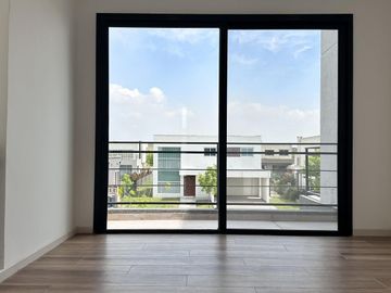 Casa-Estrenar-venta-4 amb-dependencia -Araucarias-Losa radiante-Puertos del Lago-Maschwitz-Escobar