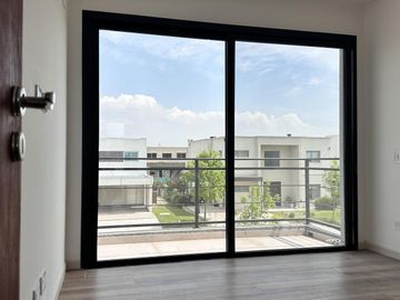 Casa-Estrenar-venta-4 amb-dependencia -Araucarias-Losa radiante-Puertos del Lago-Maschwitz-Escobar