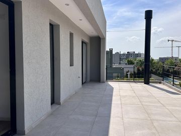 Casa-Estrenar-venta-4 amb-dependencia -Araucarias-Losa radiante-Puertos del Lago-Maschwitz-Escobar