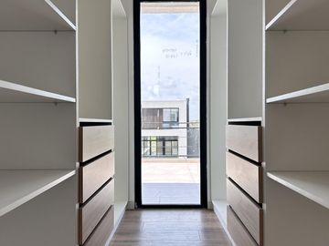 Casa-Estrenar-venta-4 amb-dependencia -Araucarias-Losa radiante-Puertos del Lago-Maschwitz-Escobar