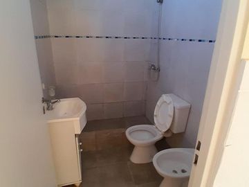 PH en venta - 9 Dormitorios 6 Baños - Cochera - 700Mts2 - Garin, Escobar