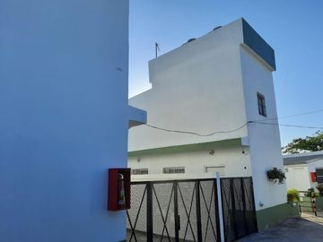 PH en venta - 9 Dormitorios 6 Baños - Cochera - 700Mts2 - Garin, Escobar