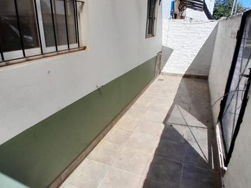 PH en venta - 9 Dormitorios 6 Baños - Cochera - 700Mts2 - Garin, Escobar