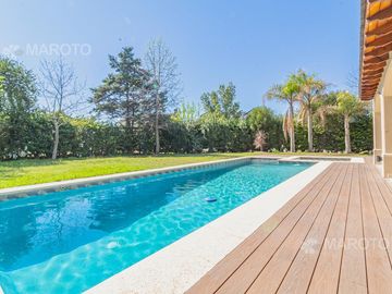 CASA EN VENTA EN BARRIO SEPTIEMBRE - MAROTO PROPIEDADES