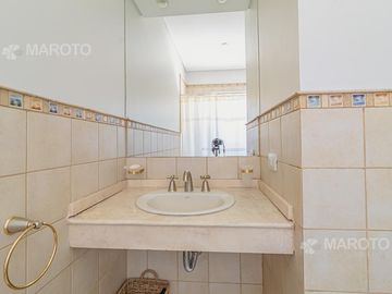 CASA EN VENTA EN BARRIO SEPTIEMBRE - MAROTO PROPIEDADES