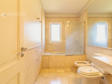 CASA EN VENTA EN BARRIO SEPTIEMBRE - MAROTO PROPIEDADES