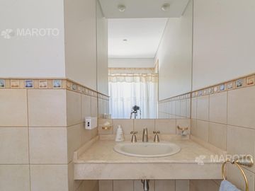 CASA EN VENTA EN BARRIO SEPTIEMBRE - MAROTO PROPIEDADES
